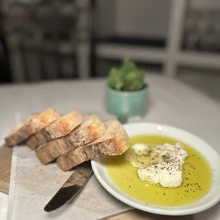 Monzú Italian Oven + Bar