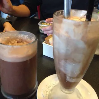 Old-fashioned Ice Cream Soda