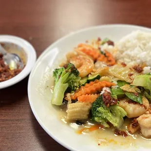 Moo Goo Chinese Restaurant