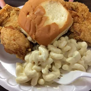 Fried Chicken and Marconi Salad with a tasty bun.