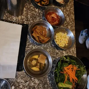 a variety of bowls of food