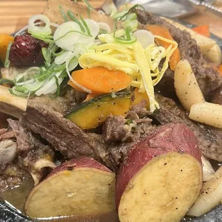 Sweet Braised Beef Shrot Rib /