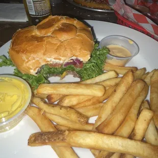 Mooch Burger