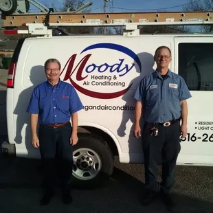 General Manager, Mark Tindal (left) and Service Manager, William Shreck (right)