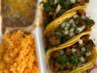 Familia Barrios Taco Grill