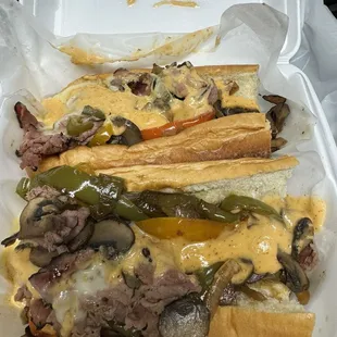 Moody&apos;s cheesesteak