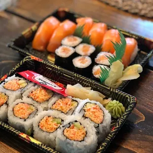 Spicy California and sashimi lunch