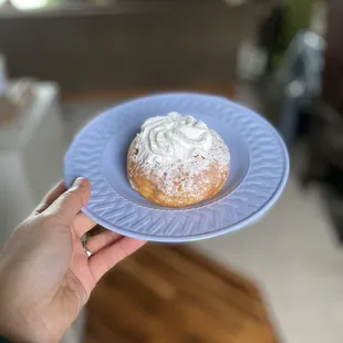 Ladyfinger with whipped cream