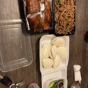 Peking Duck Pork Chow Mein Tray