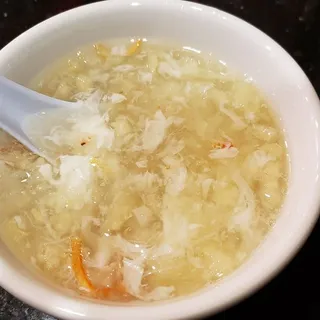 64.Crab Meat & Fish Maw Soup