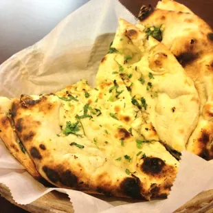 Garlic naan