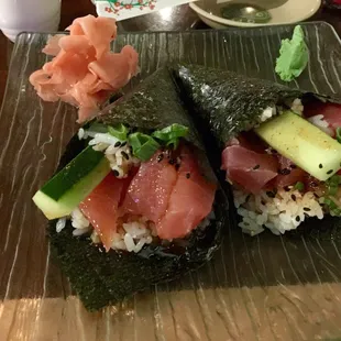 Spicy tuna handroll