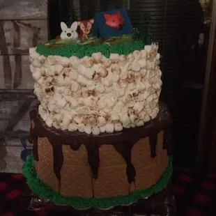 The cake that was made by a vender