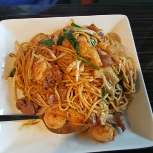 Lo Mein