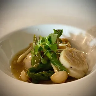 Scallops with Enoki Mushrooms