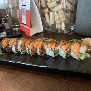 SMOKED SALMON ROLL