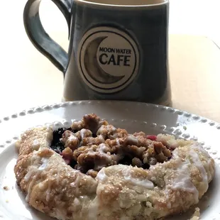 Galette, coffee