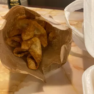 6 Crab Rangoons