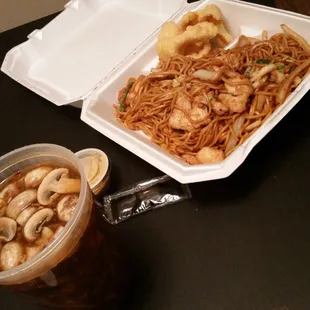 Chicken lo mein and hot and sour soup