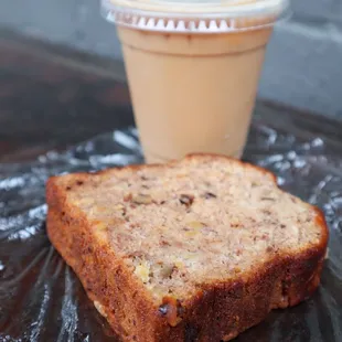 Hummingbird Bread &amp; Iced Pumpkin Pie Latte @tiffhuangry