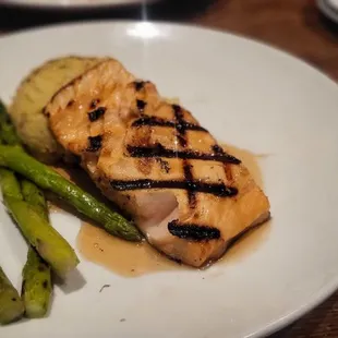 Maple Salmon, adparagus, and garlic mash.