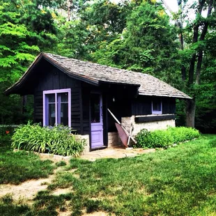 Big sky-tiny house in yard. You can't go in, but it's pretty.