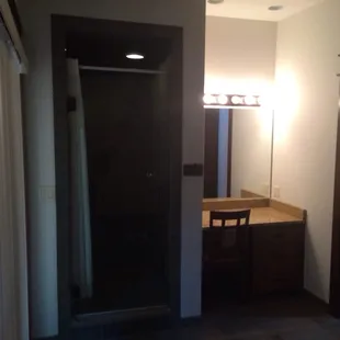 Big sky-master bath.