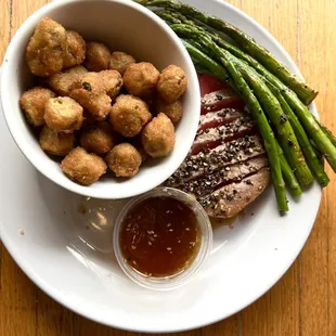 Tuna with asparagus and fried okra