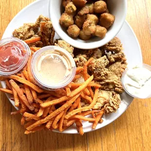 Fried oyster plate
