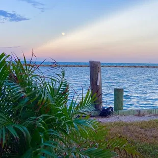 Cool moonrise!!!