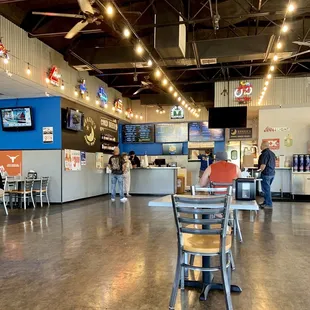 Inside dining area (I didn't see an outside area)