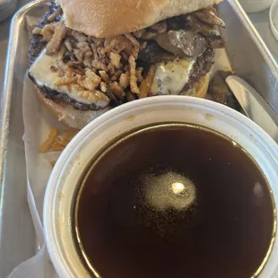 The dipper with Jus