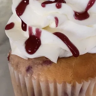 Raspberry Beret close up.