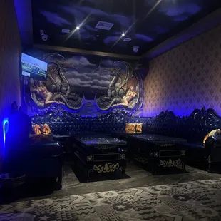Large party room