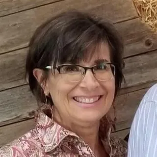 Rochelle W.