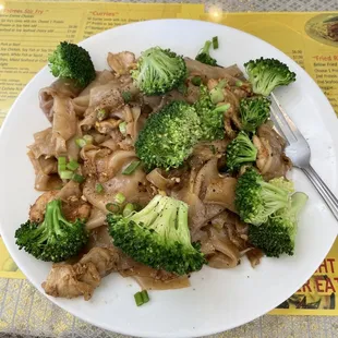 Pad See Ew with chicken.