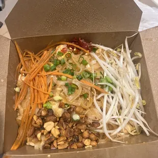 N1. Pad Thai Noodle