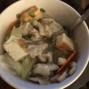 N4. Rad Nah Noodle with tofu and veggies (got it to go) - delicious!!