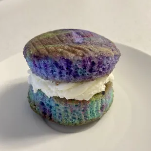 dessert, food