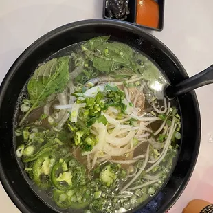 P2. Pho Tai