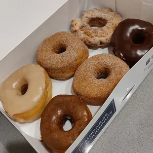 Maple, salted caramel, 2 cinnamon sugar, candied orange (cake), chocolate