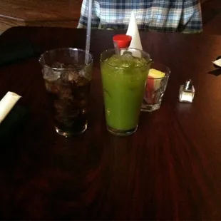 Cold green tea and dr pep