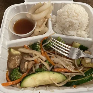 Chincy on the calamari. Just a couple pieces when you pull the onions out. Calamari and veggies