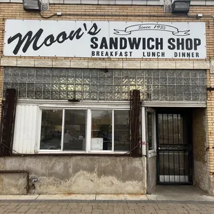 A true testimony to the classic all American sandwich shop, a window into our past