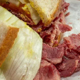 Corned Beef Sandwich. (keepsmilingphoto.com)