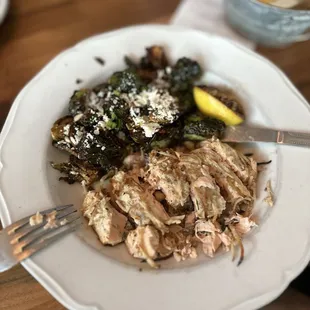 Horseradish crusted salmon
