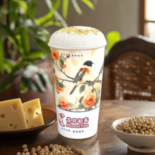 Soy Milk Tea (with soy cheese foam)