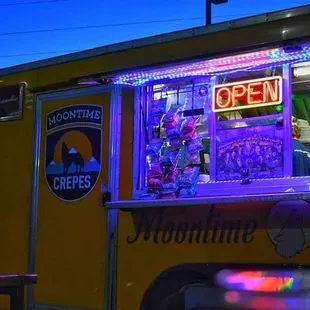 a food truck at night