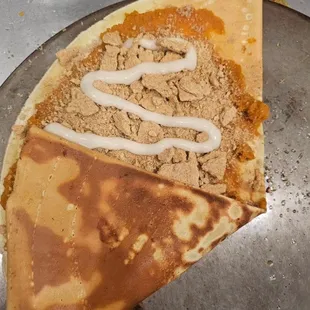 a close up of a pizza