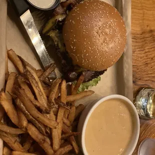 Double Baco cheese with fries